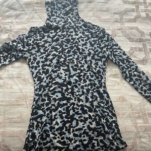 WHBM Blue black leopard print mesh top size XS